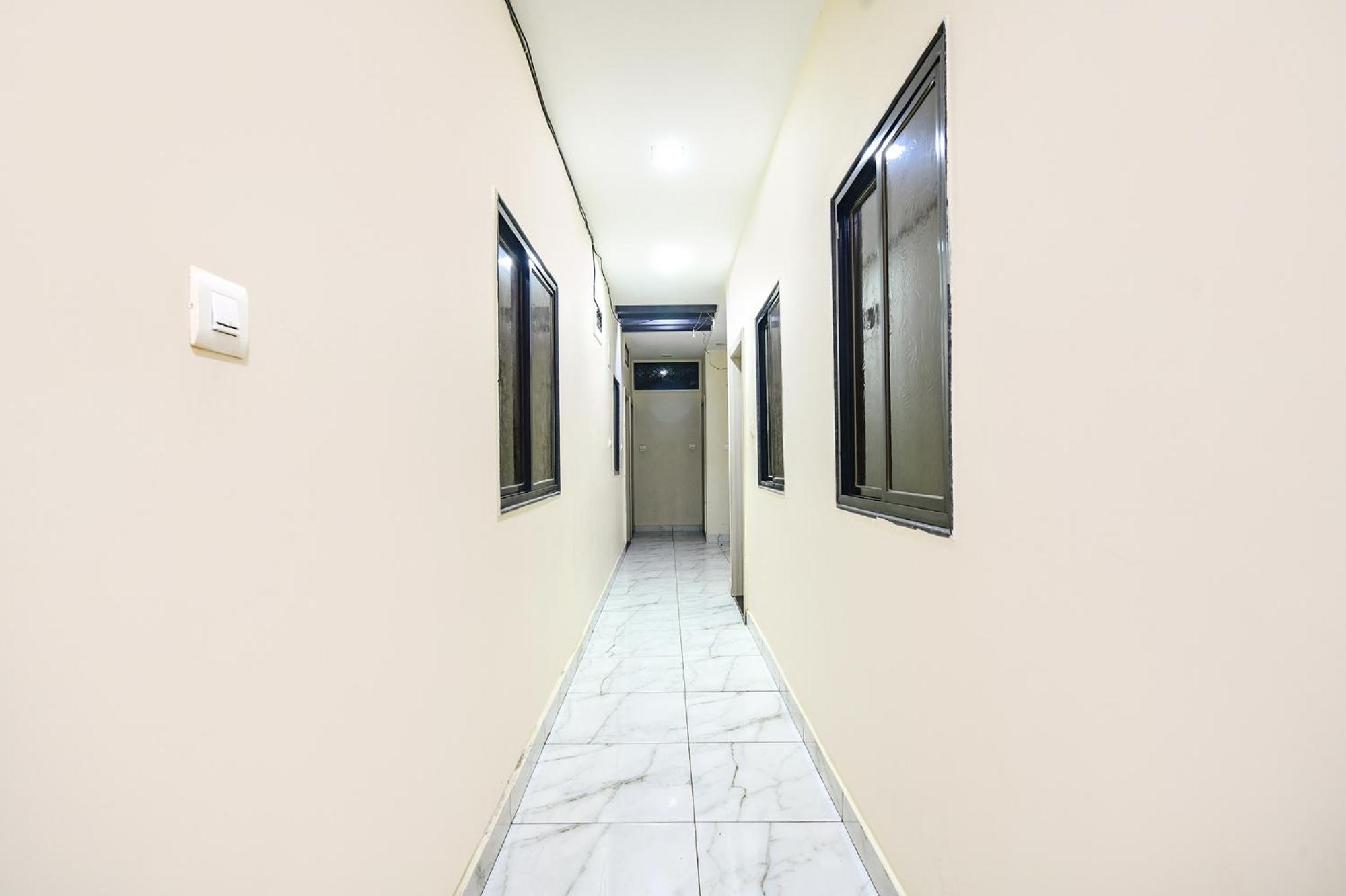 Hotel Fabexpress Blue Star Ujjain Exterior foto